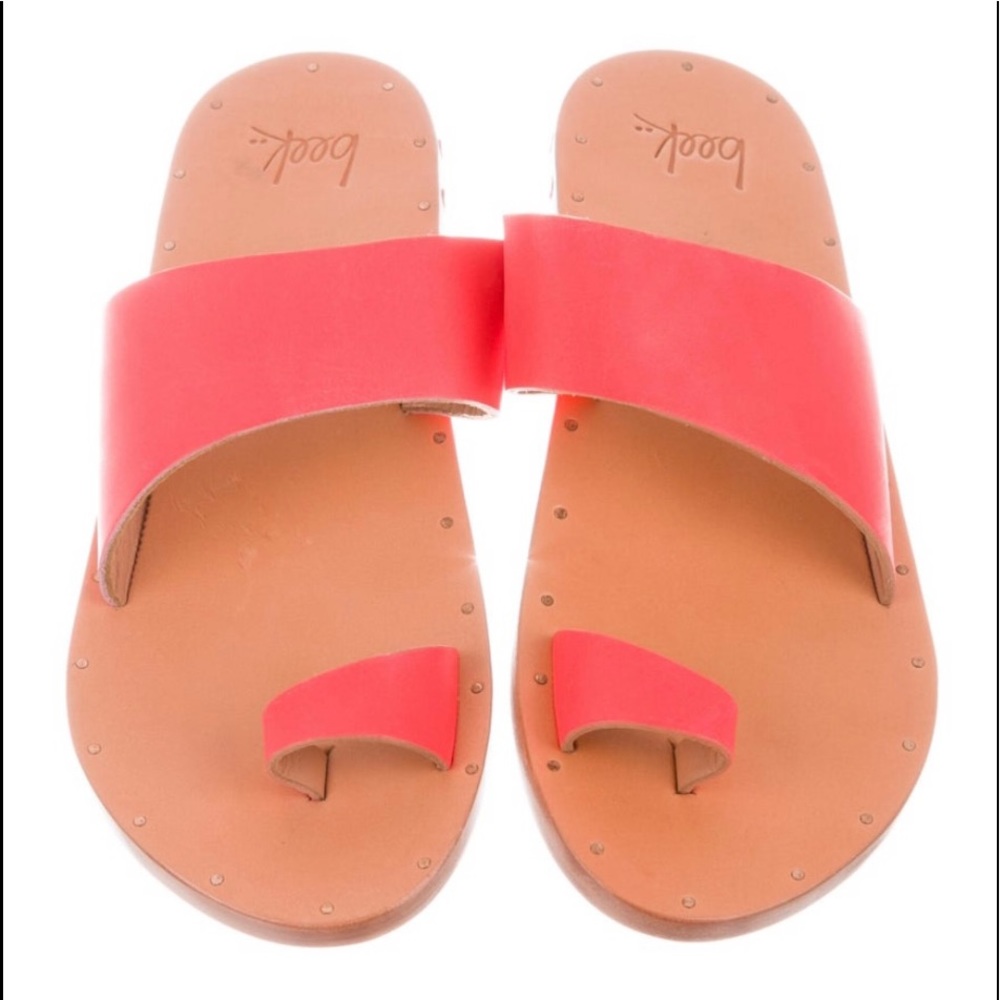 Beek Finch Sandal hot pink size 8